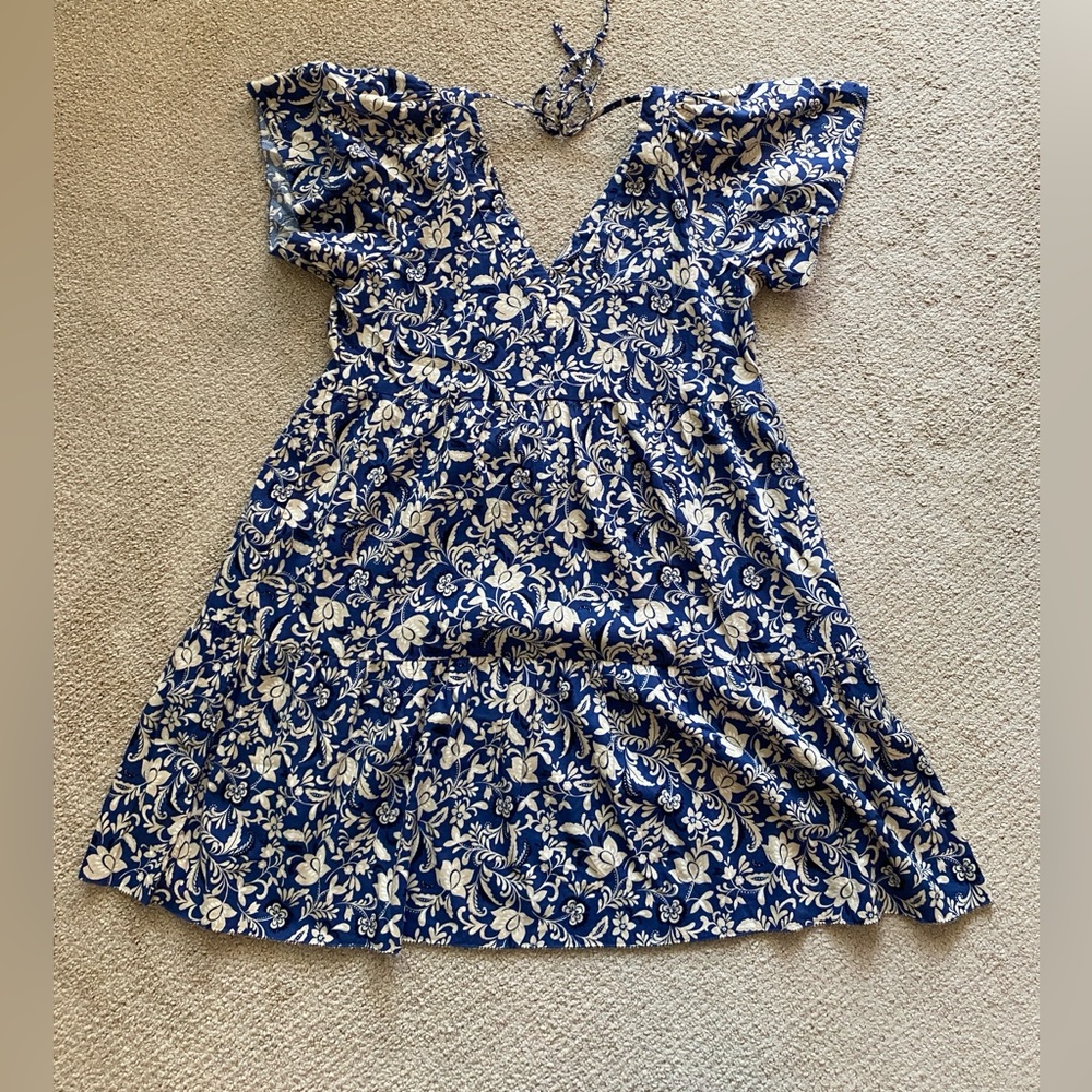 Old Navy Flutter Sleeve Dress